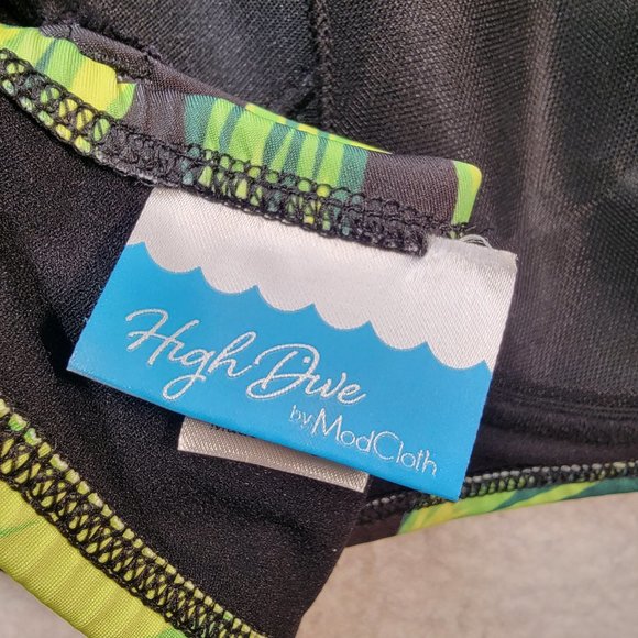 High Dive ModCloth Green Leaf Tropical Halter Retro Style Swim Top Swimwear - Picture 11 of 13